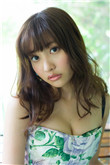 男生和女生一起打 扑克牌的APP